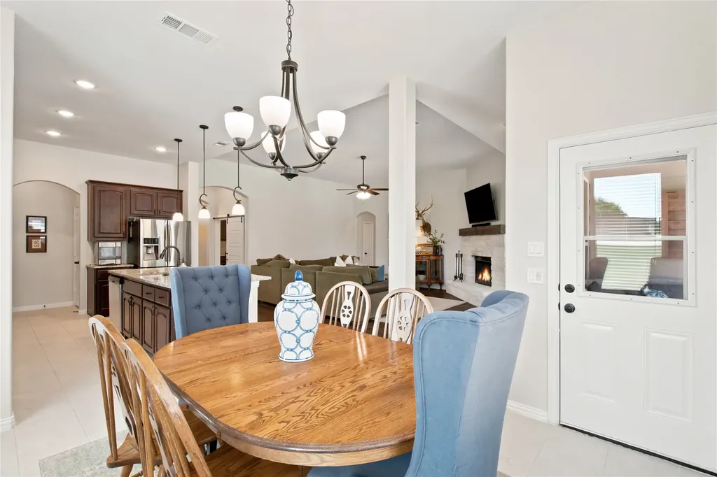 1036 Northern Oaks Court Springtown TX 76082
