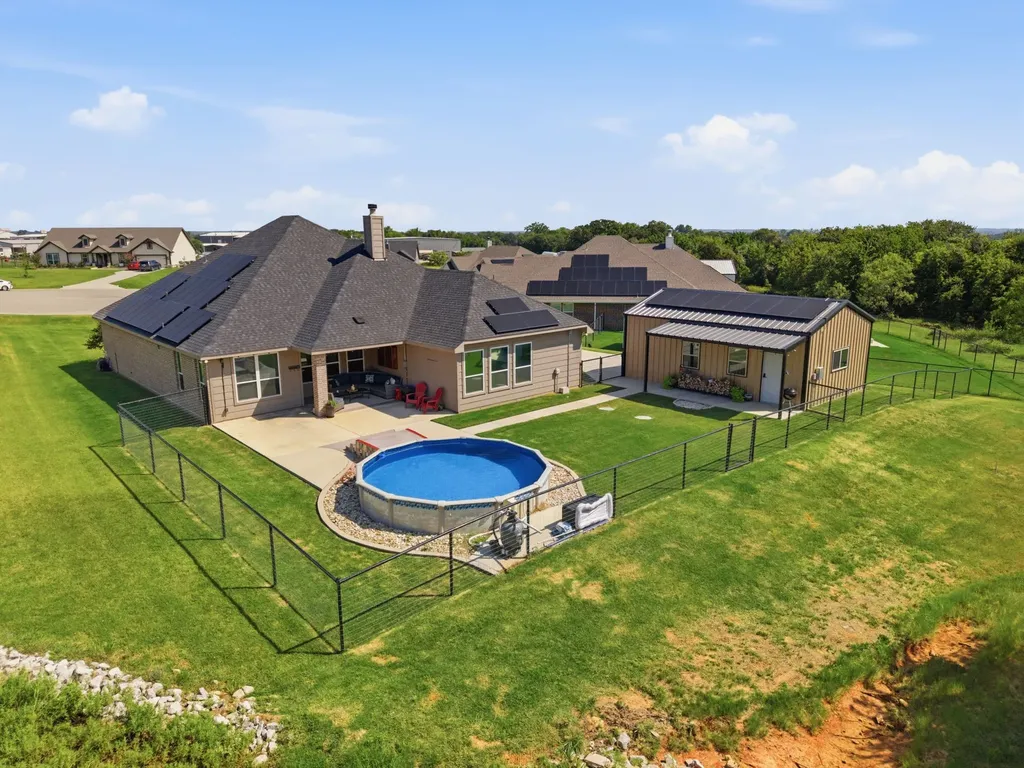 1036 Northern Oaks Court Springtown TX 76082