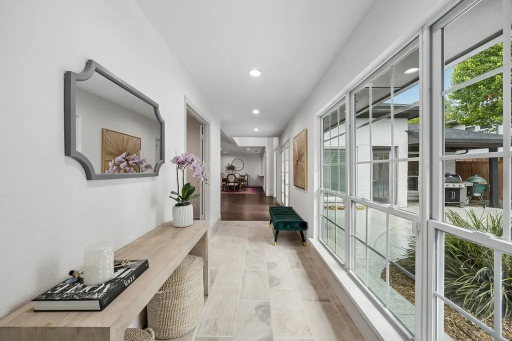 16814 Deer Park Drive Dallas TX 75248