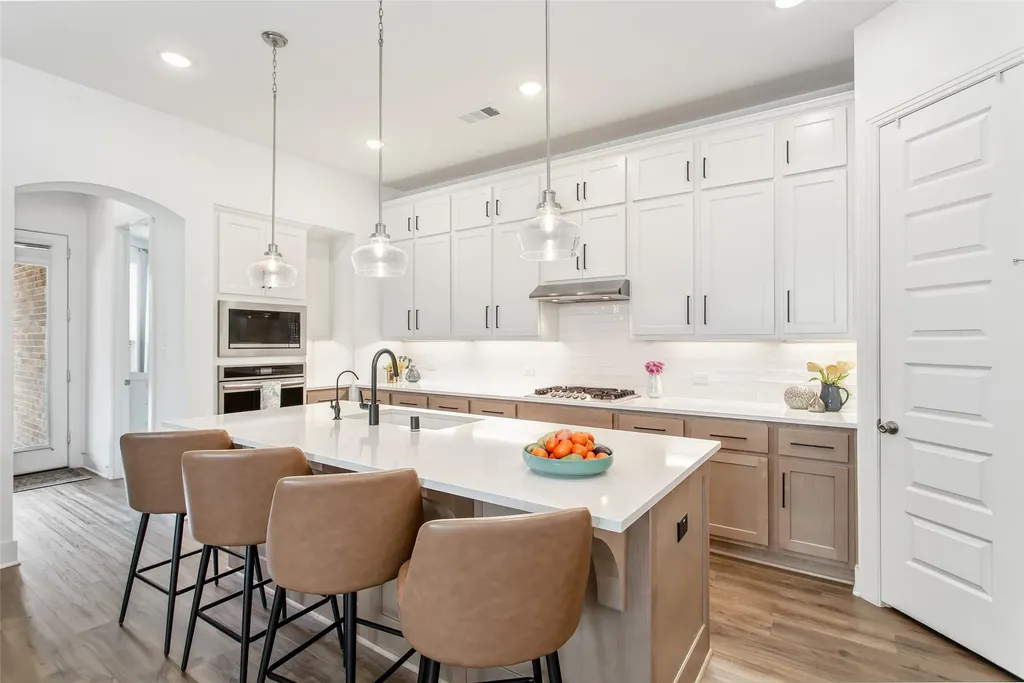 1516 Lantana Avenue Aubrey TX 76227
