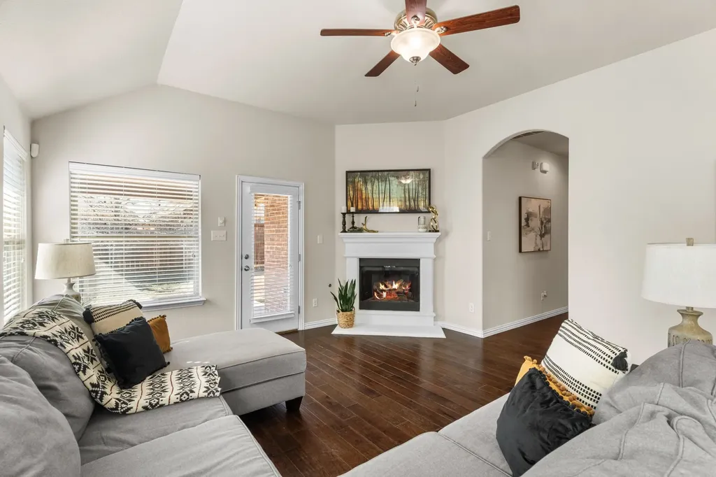 7513 W Fork Lane Mckinney TX 75071