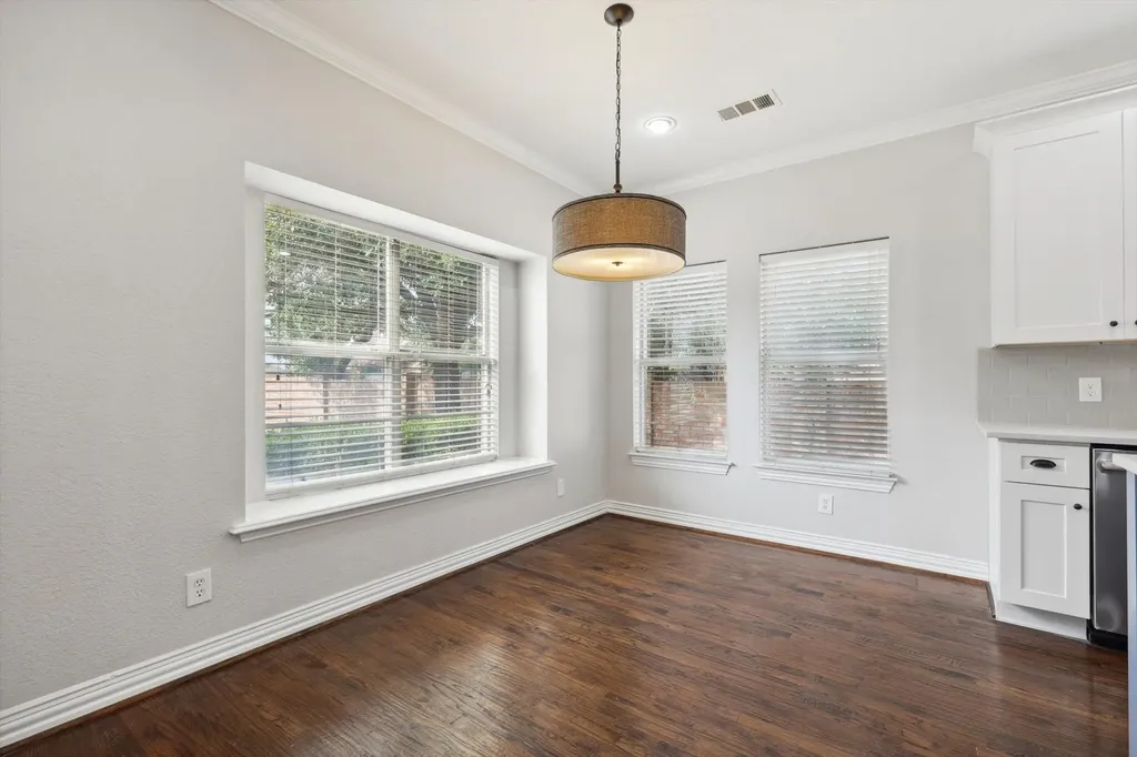 6043 Fieldstone Drive Dallas TX 75252