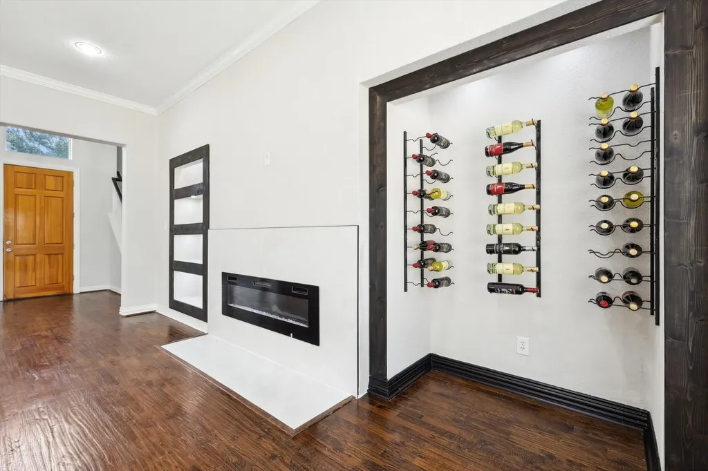 6043 Fieldstone Drive Dallas TX 75252