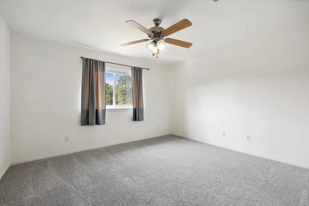 6043 Fieldstone Drive Dallas TX 75252