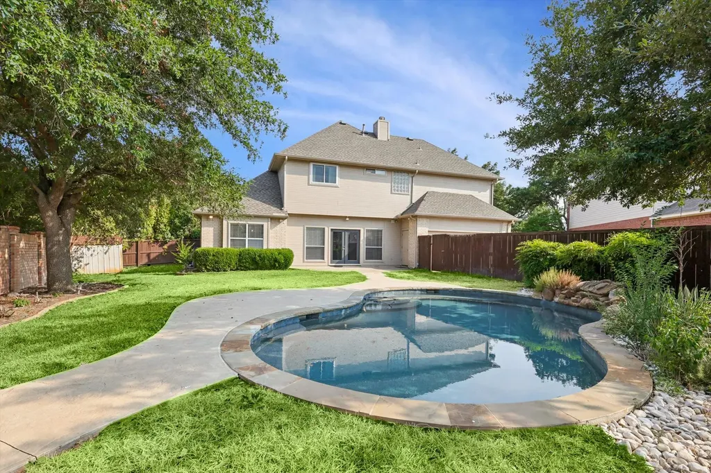 6043 Fieldstone Drive Dallas TX 75252