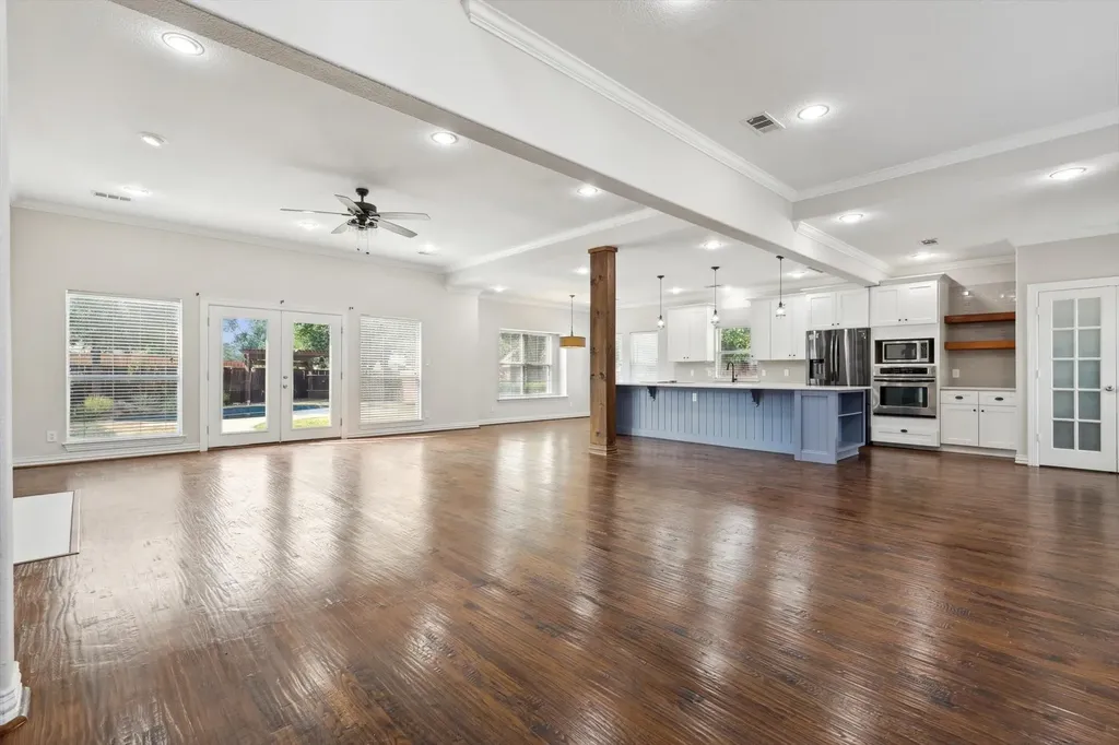 6043 Fieldstone Drive Dallas TX 75252