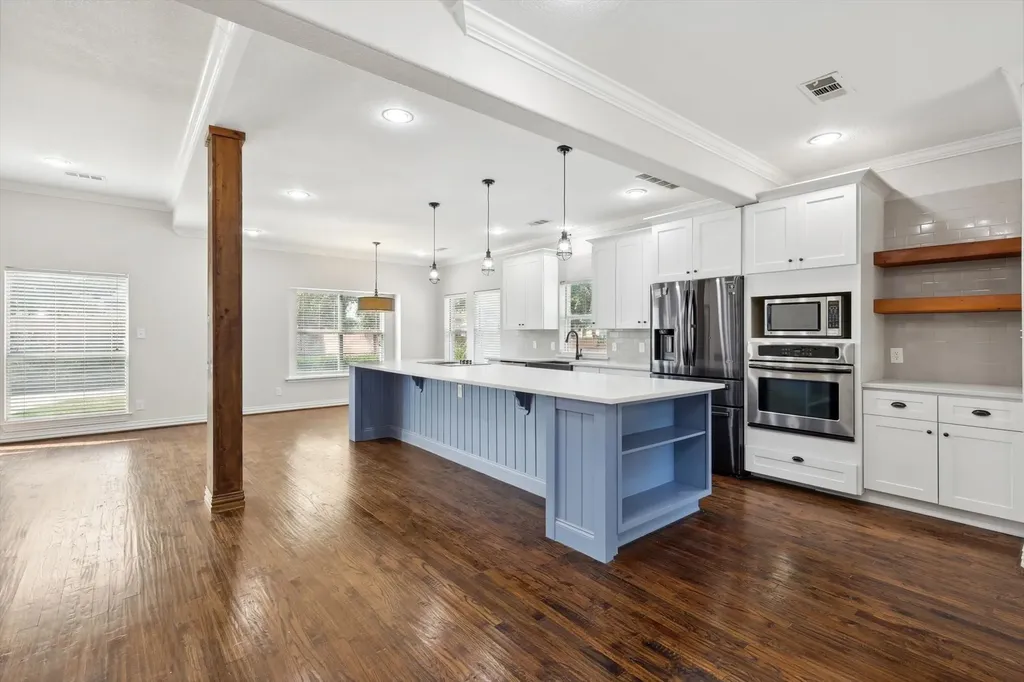 6043 Fieldstone Drive Dallas TX 75252