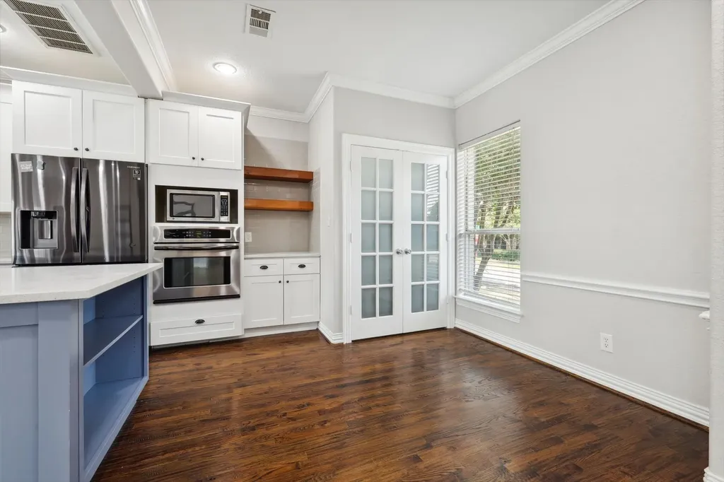 6043 Fieldstone Drive Dallas TX 75252