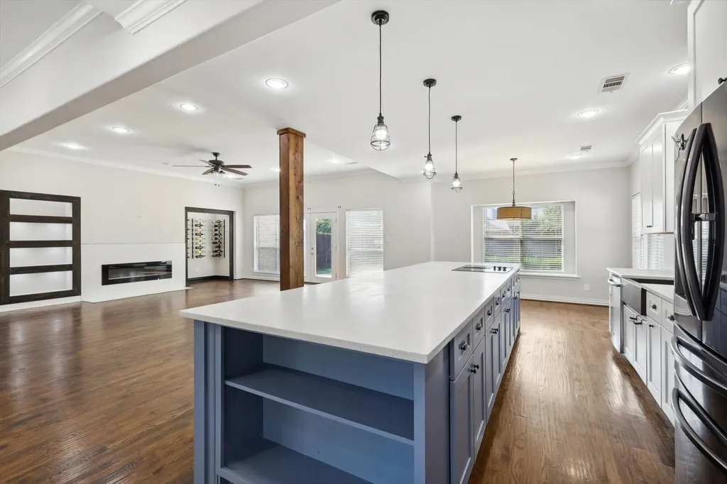 6043 Fieldstone Drive Dallas TX 75252