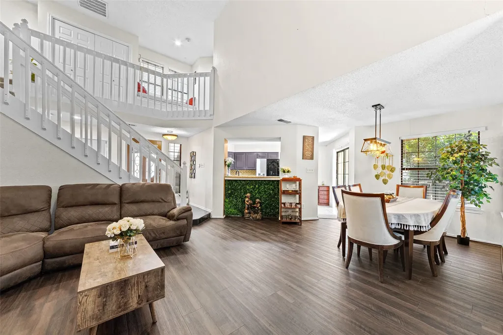 420 Santa Fe Trail Irving TX 75063