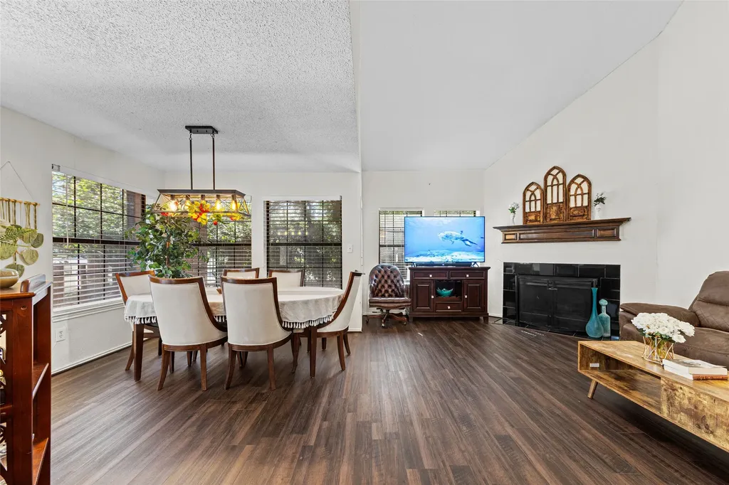 420 Santa Fe Trail Irving TX 75063