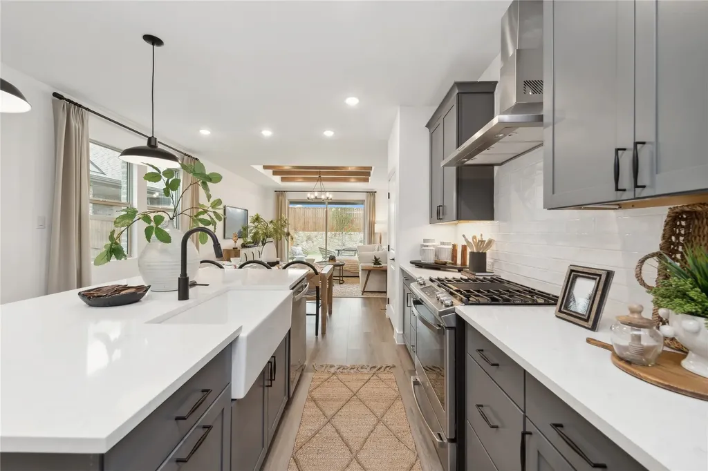 911 Sagebrush Trail Sherman TX 75092