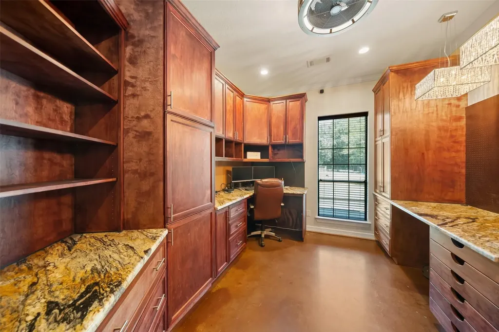 12300 Cedar Willis TX 77378