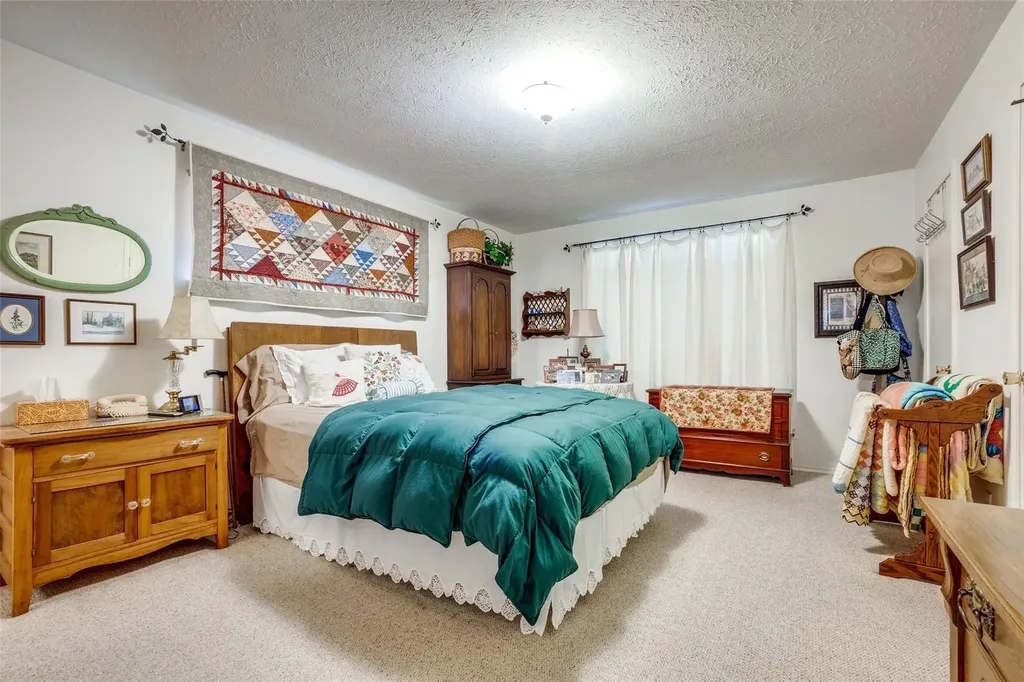 7476 Walling Lane Dallas TX 75231