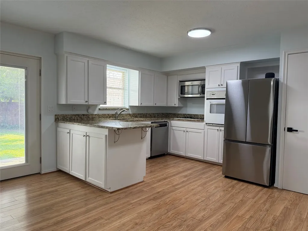 7476 Walling Lane Dallas TX 75231