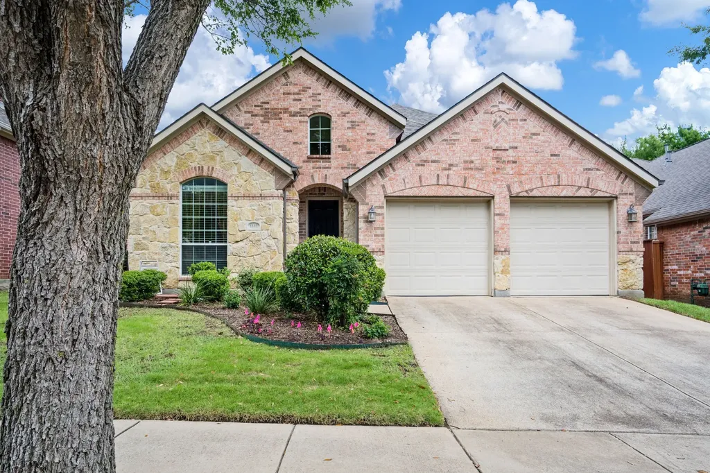 1141 Mission Lane Lantana TX 76226