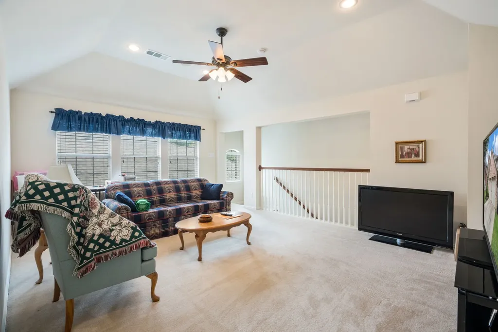1141 Mission Lane Lantana TX 76226