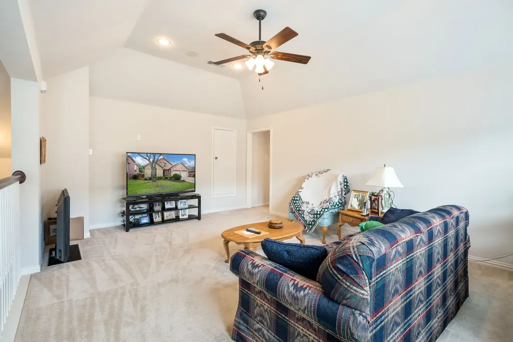 1141 Mission Lane Lantana TX 76226