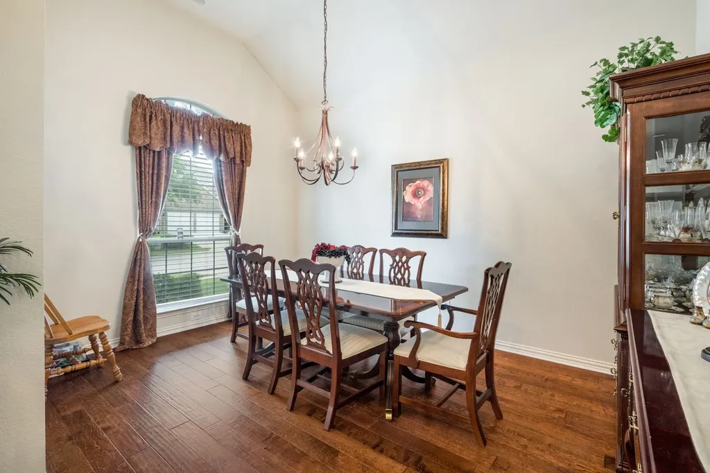 1141 Mission Lane Lantana TX 76226