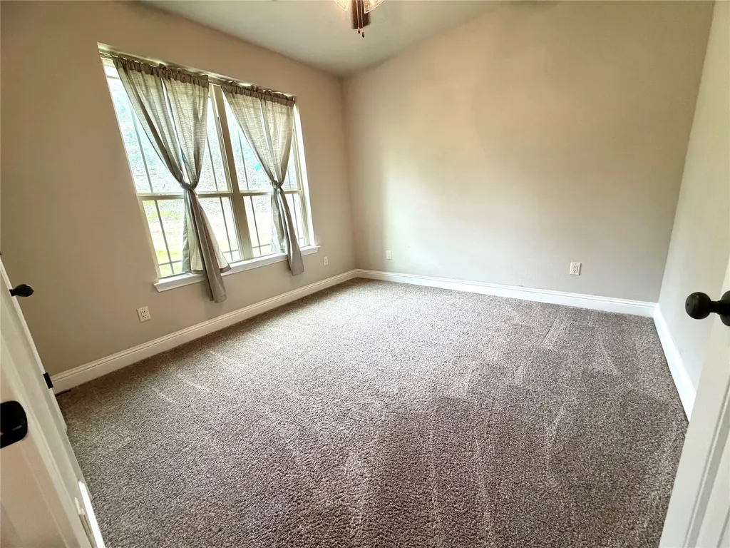 1025 Tex Lane Springtown TX 76082