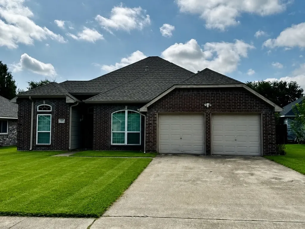 912 Alpine Street Forney TX 75126