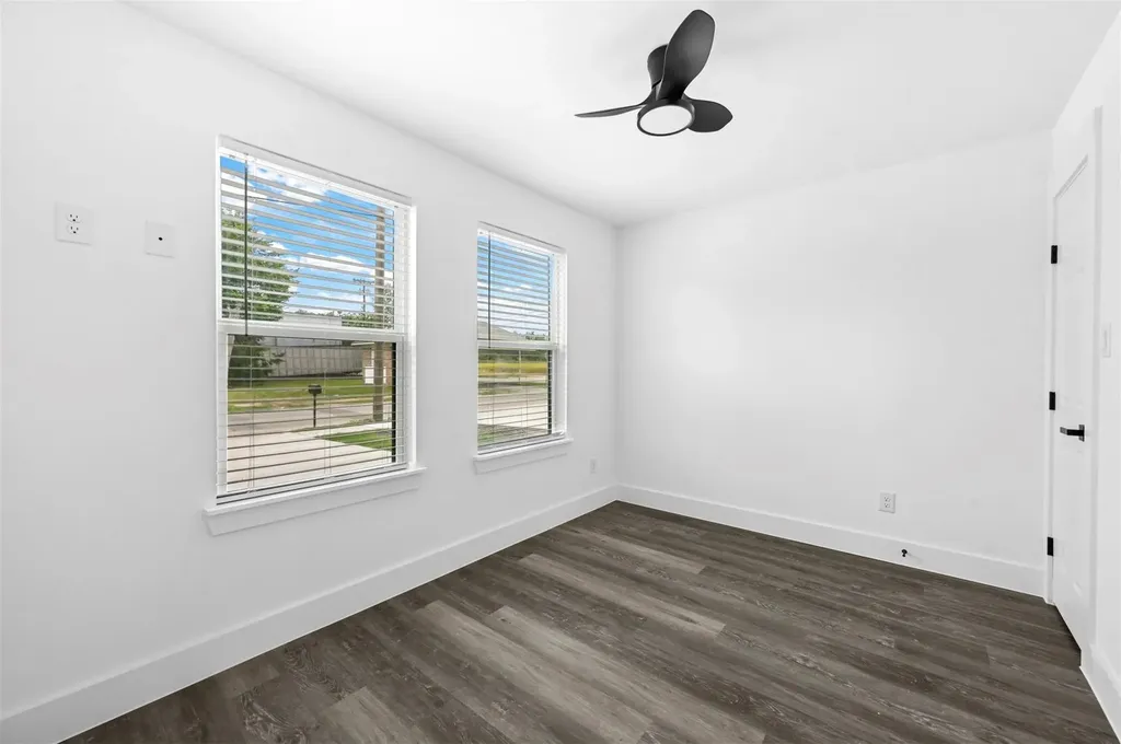 3018 Henry Street Greenville TX 75401