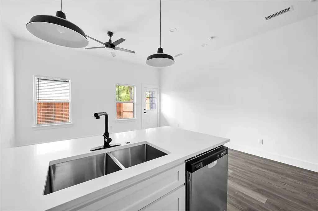 3018 Henry Street Greenville TX 75401