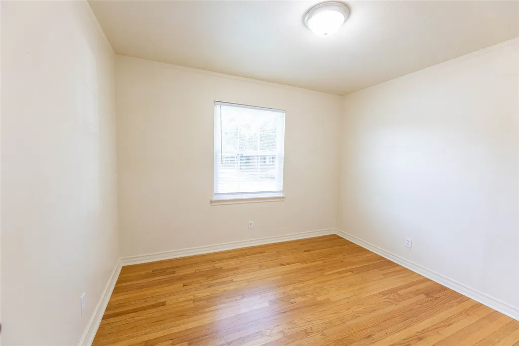2627 Tealford Drive Dallas TX 75228