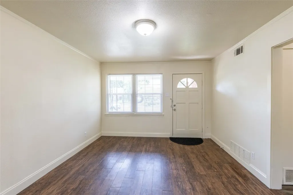2627 Tealford Drive Dallas TX 75228