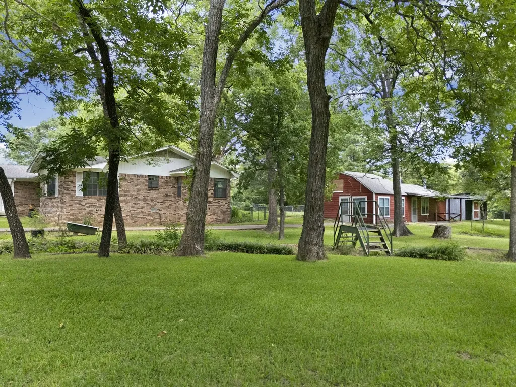 830 Layne Drive Denison TX 75020