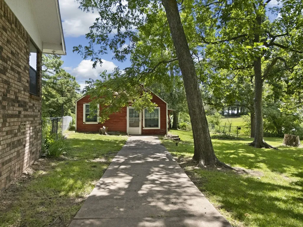 830 Layne Drive Denison TX 75020