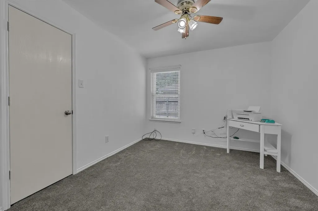 5909 Colebrook Court Arlington TX 76017