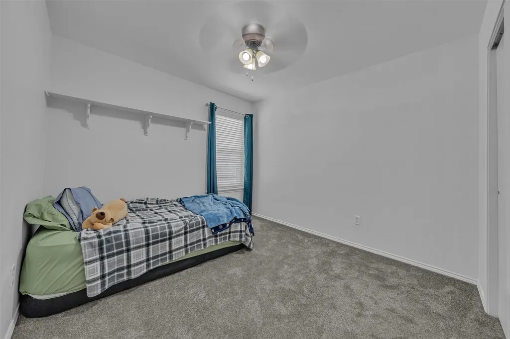 5909 Colebrook Court Arlington TX 76017