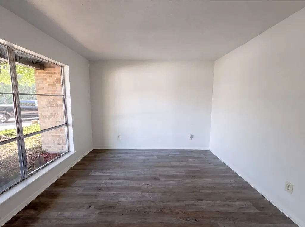 260 Rolling Hills Place Lancaster TX 75146