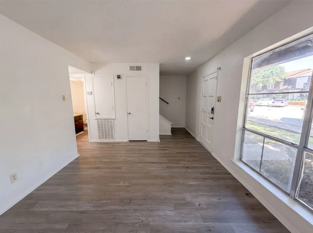 260 Rolling Hills Place Lancaster TX 75146