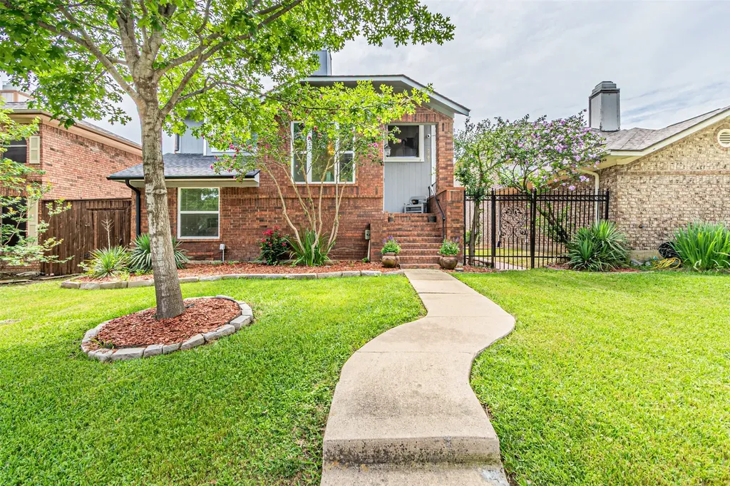 2903 Golden Gate Court Carrollton TX 75007