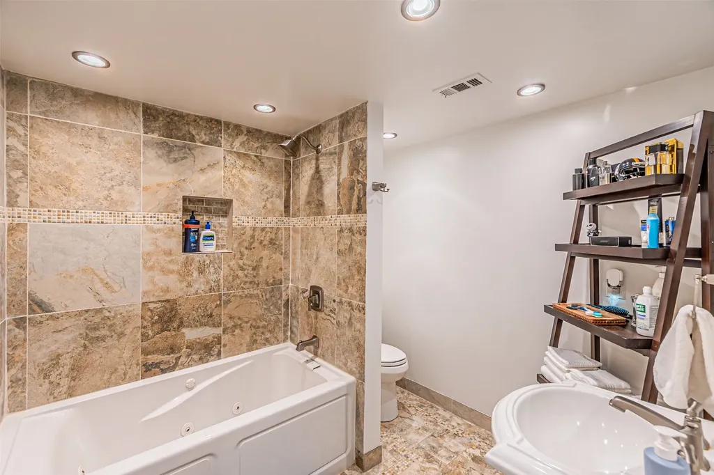 2903 Golden Gate Court Carrollton TX 75007