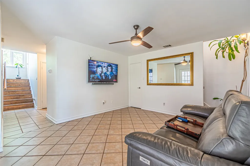 2903 Golden Gate Court Carrollton TX 75007