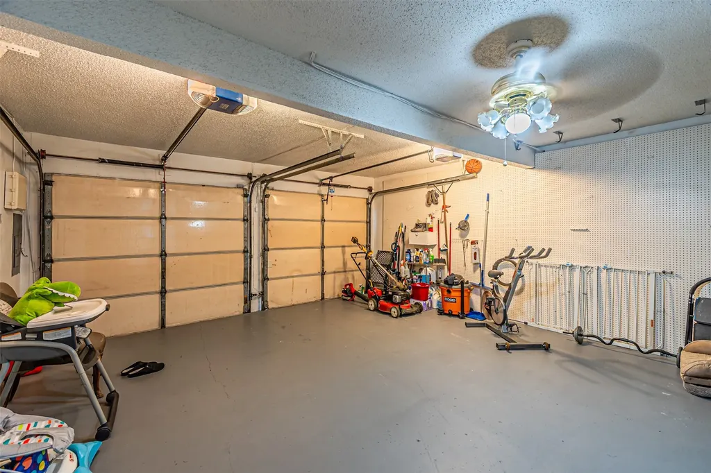 2903 Golden Gate Court Carrollton TX 75007