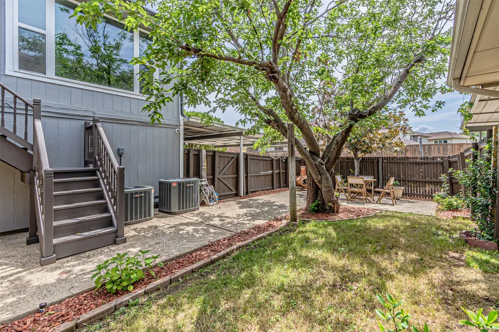 2903 Golden Gate Court Carrollton TX 75007