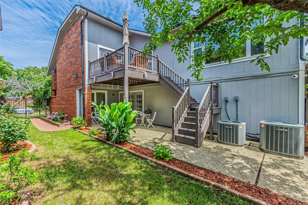 2903 Golden Gate Court Carrollton TX 75007