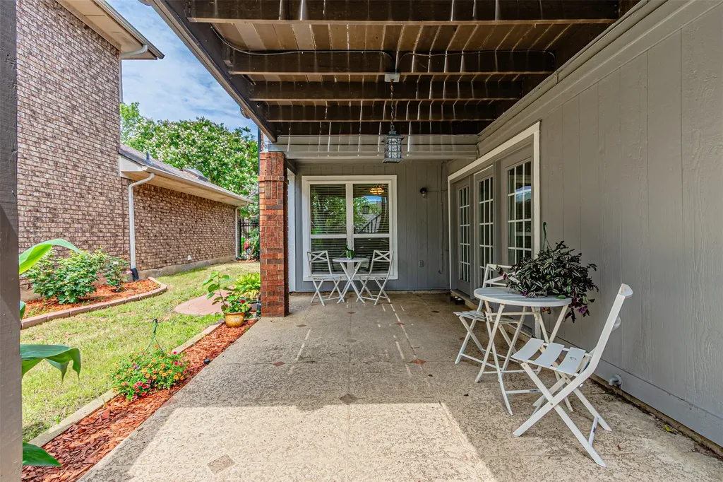 2903 Golden Gate Court Carrollton TX 75007