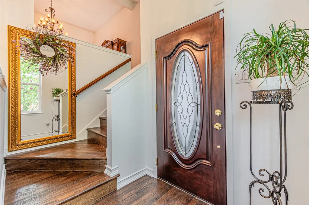 2903 Golden Gate Court Carrollton TX 75007