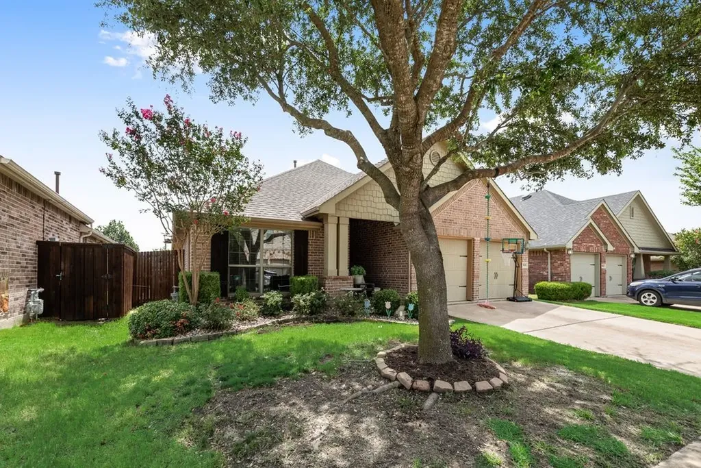 908 Honey Locust Drive Fate TX 75087