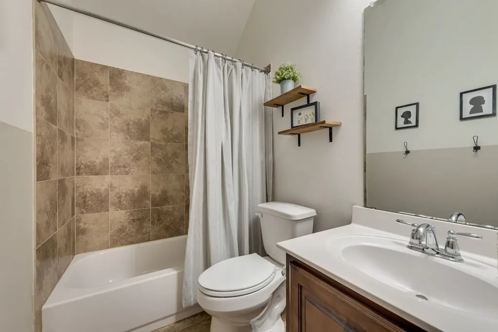 908 Honey Locust Drive Fate TX 75087