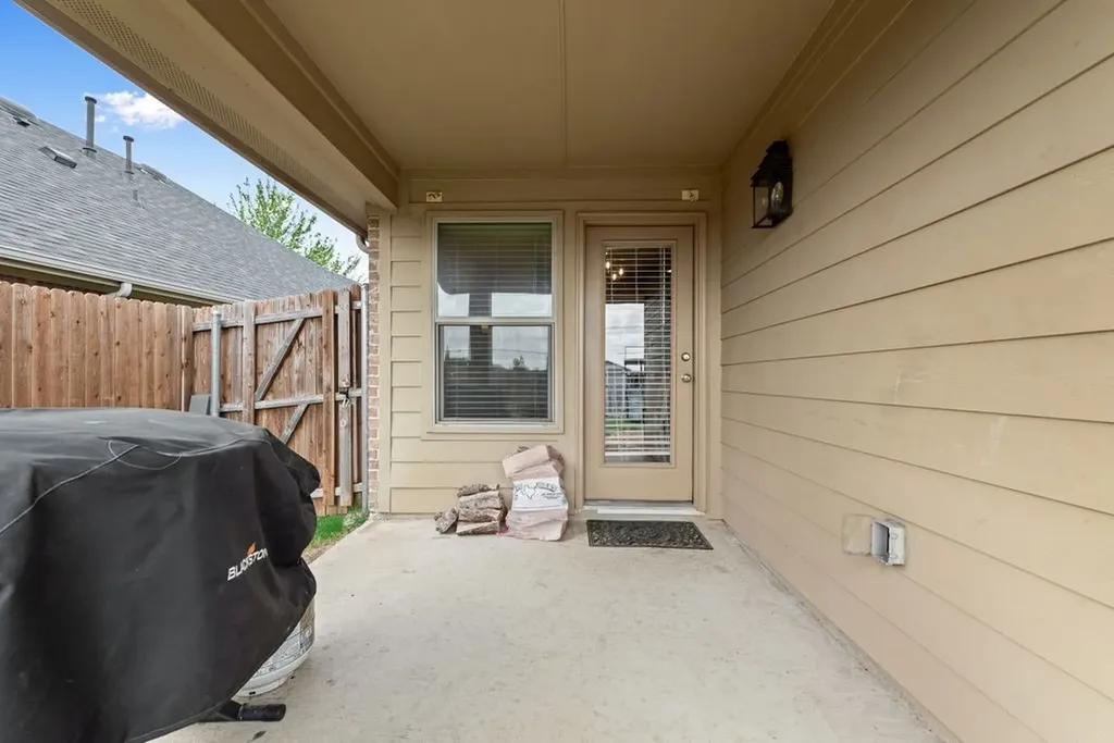 908 Honey Locust Drive Fate TX 75087