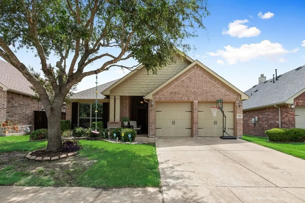 908 Honey Locust Drive Fate TX 75087