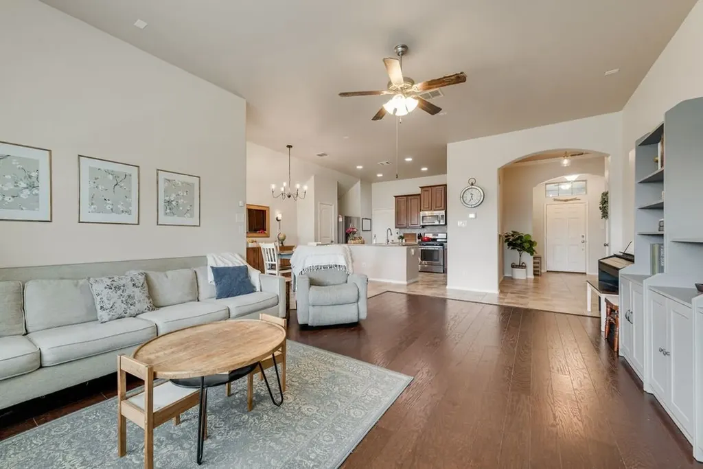 908 Honey Locust Drive Fate TX 75087