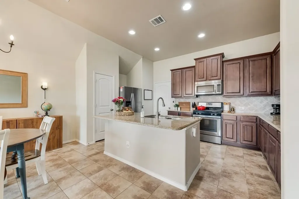 908 Honey Locust Drive Fate TX 75087