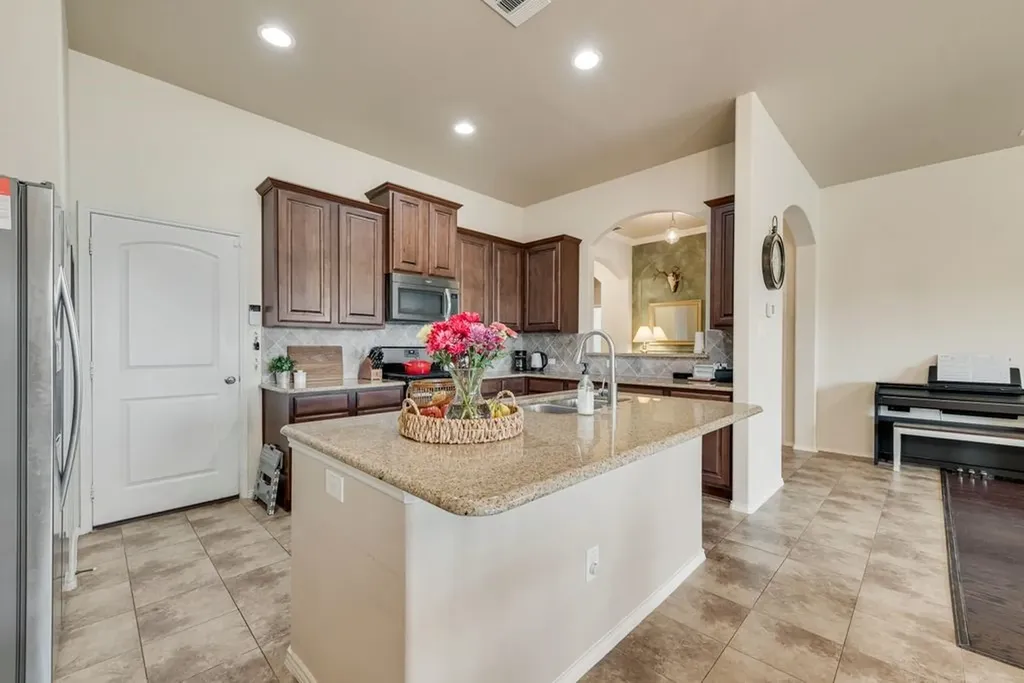 908 Honey Locust Drive Fate TX 75087